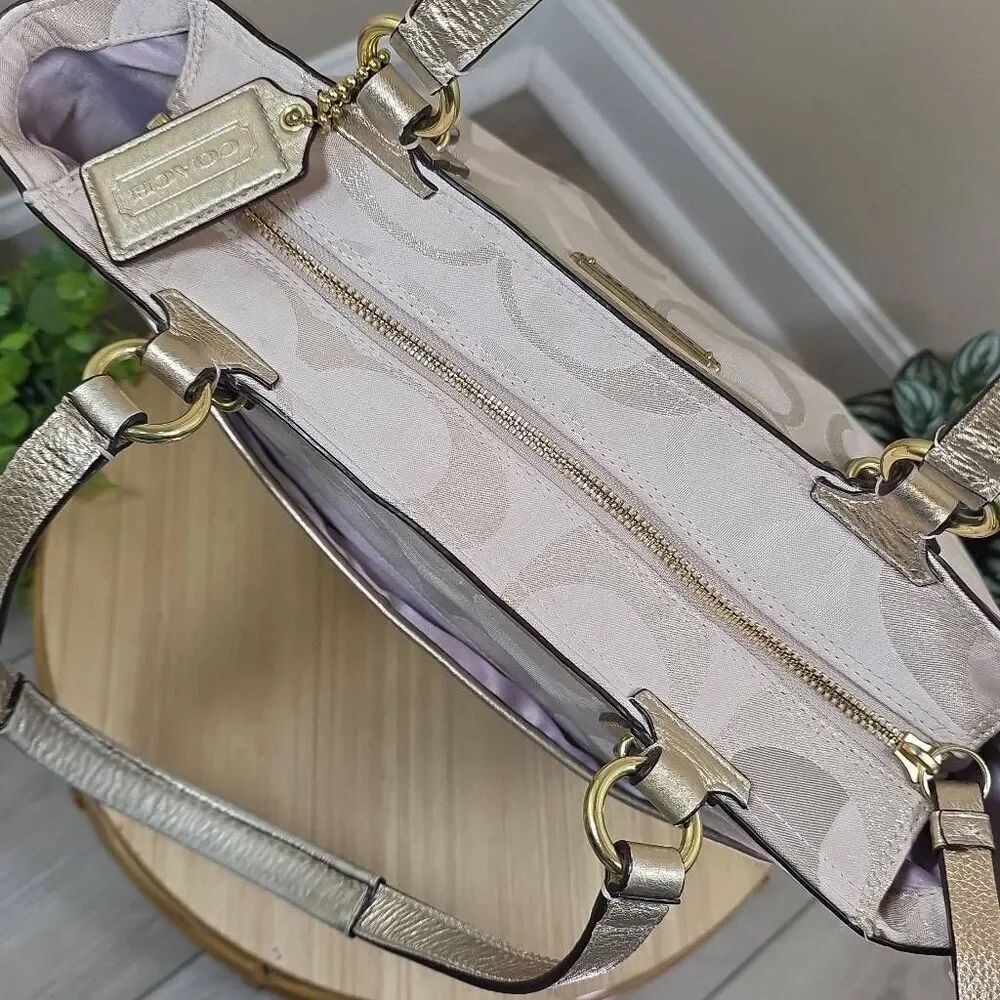 Coach Gallery Tote Optic Signature Sateen Gold Khaki F19675 Large Zip Shoulder B - Picture 14 of 16